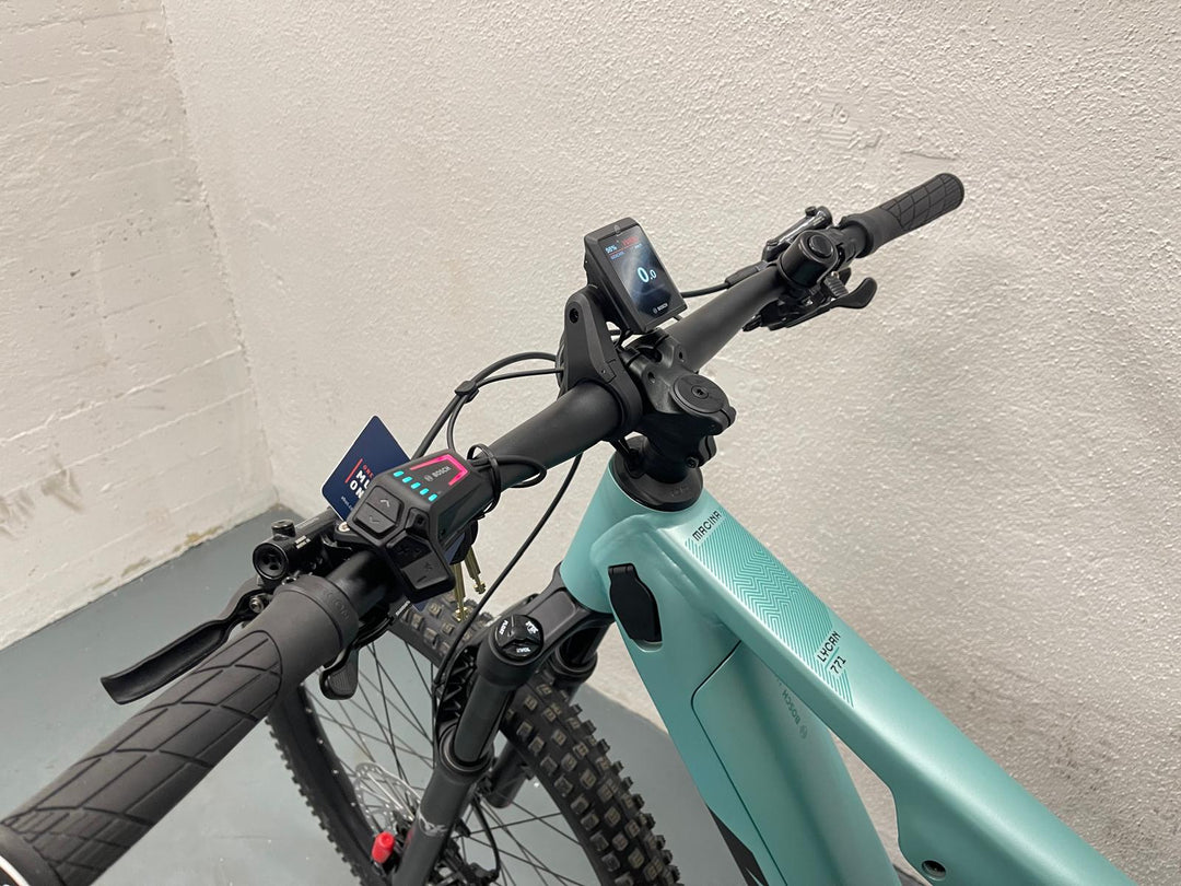 KTM MACINA LYCAN 771 GLORIOUS