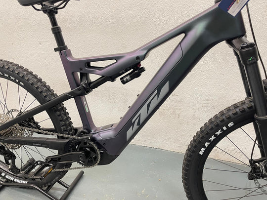 KTM MACINA KAPOHO ELITE