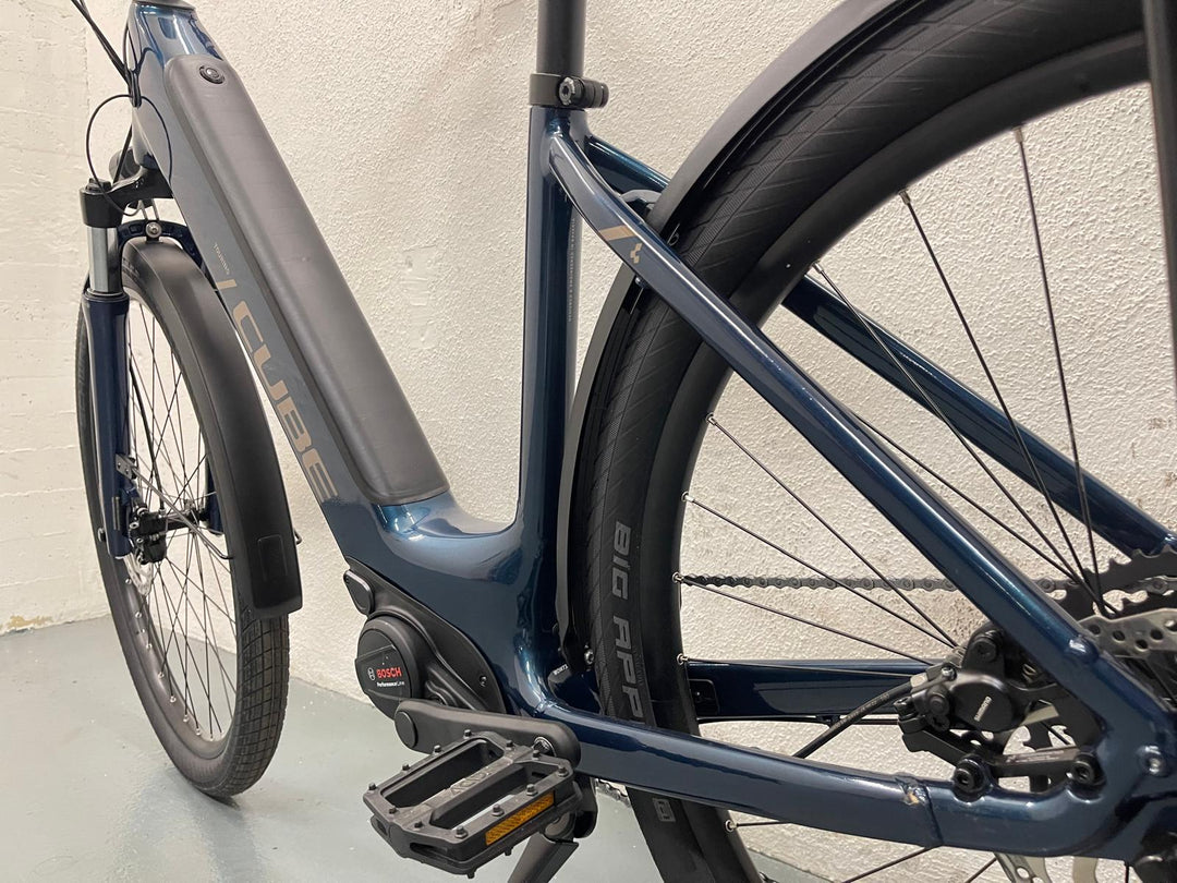 Cube Touring Hybrid ONE 625