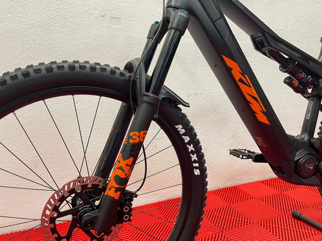 KTM MACINA KAPOHO MASTER L DI2 2026