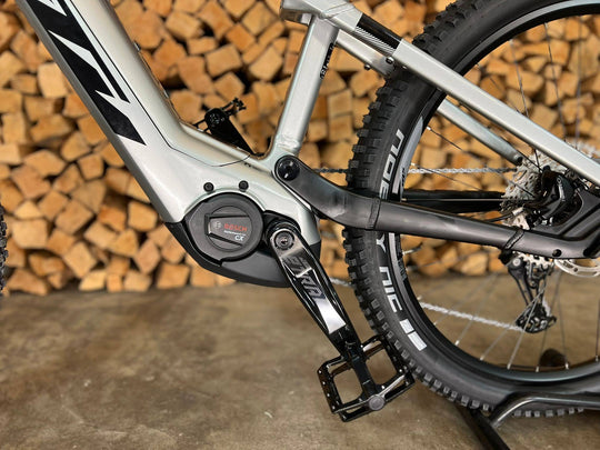 KTM MACINA LYCAN 772 starlight silver eBike