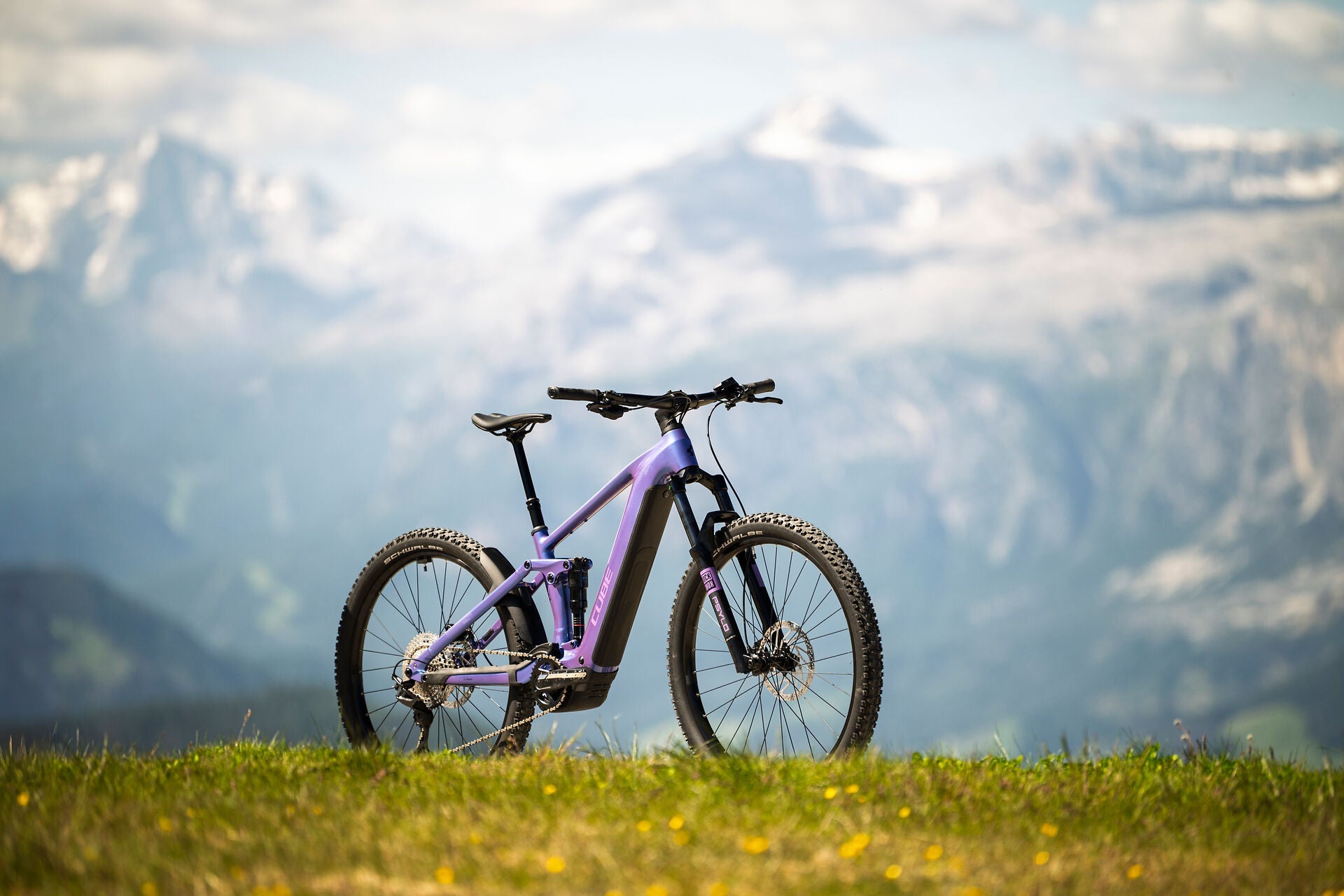 CUBE | E-Bikes | Mountainbike | Fully