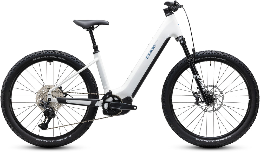 Cube Reaction Hybrid Race 800 snow´n´black