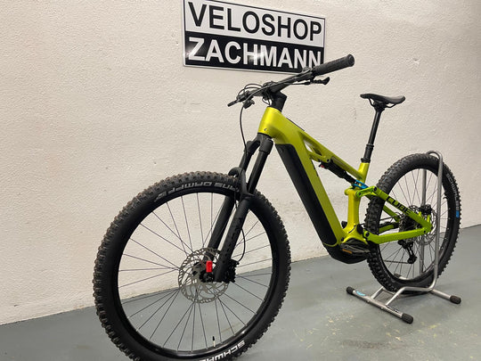 Cube Stereo Hybrid ONE44 HPC Race 800