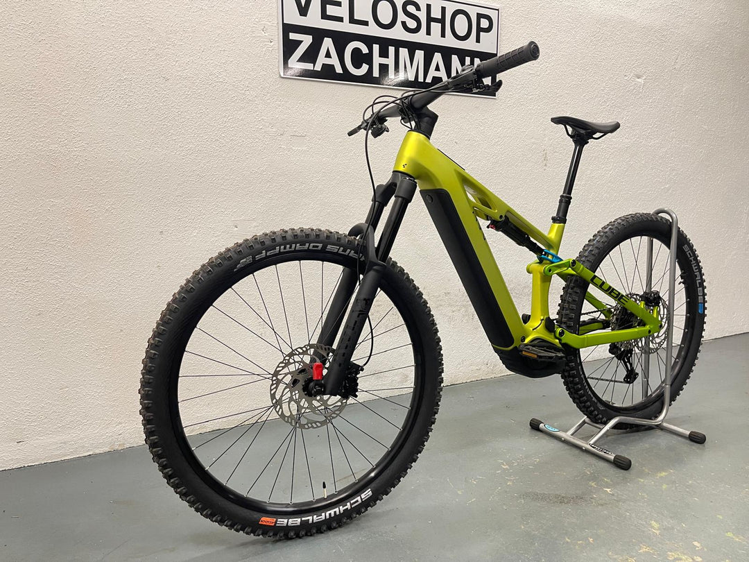 Cube Stereo Hybrid ONE44 HPC Race 800