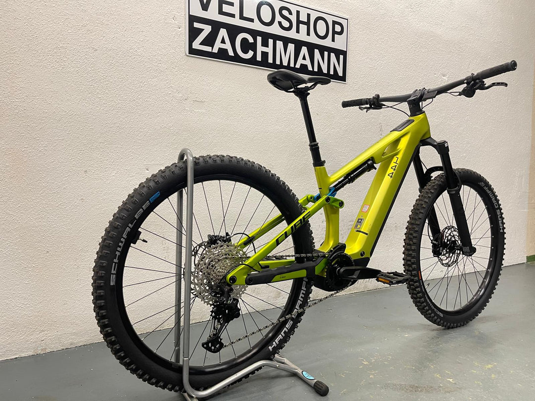 Cube Stereo Hybrid ONE44 HPC Race 800