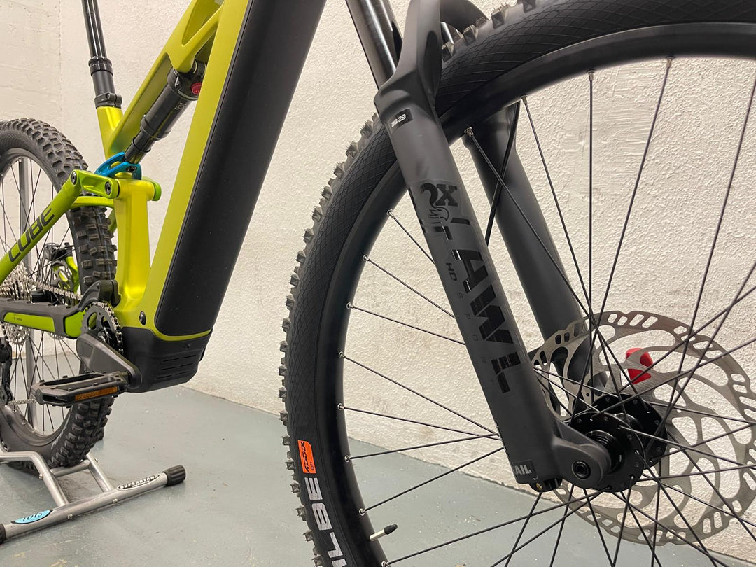 Cube Stereo Hybrid ONE44 HPC Race 800