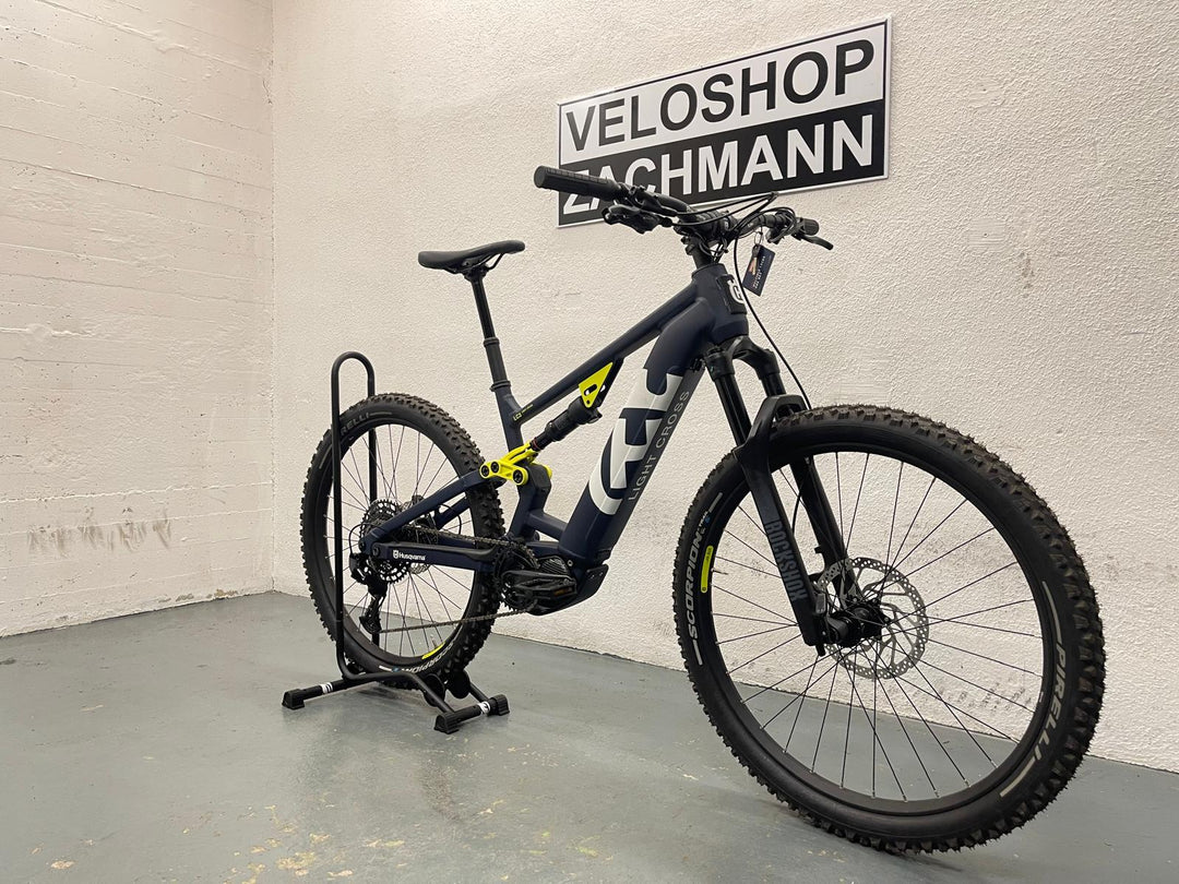 Husqvarna Light Cross LC3
