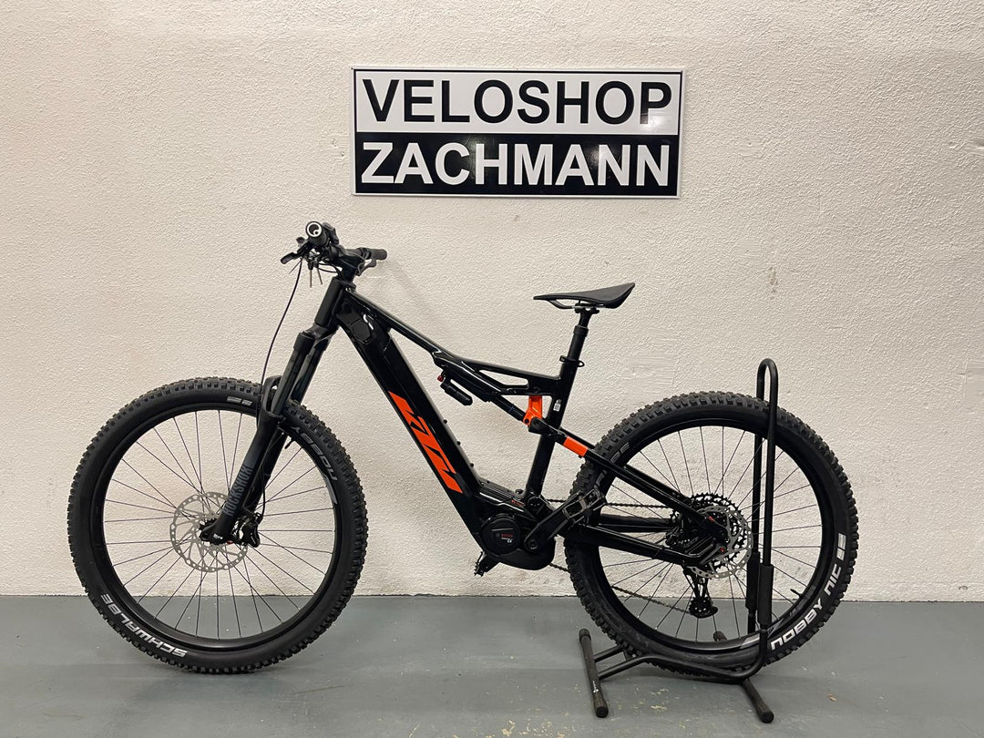 MACINA KAPOHO 7973 flaming black