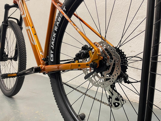 Superior XC 819