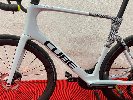 Cube Agree C:62 RACE