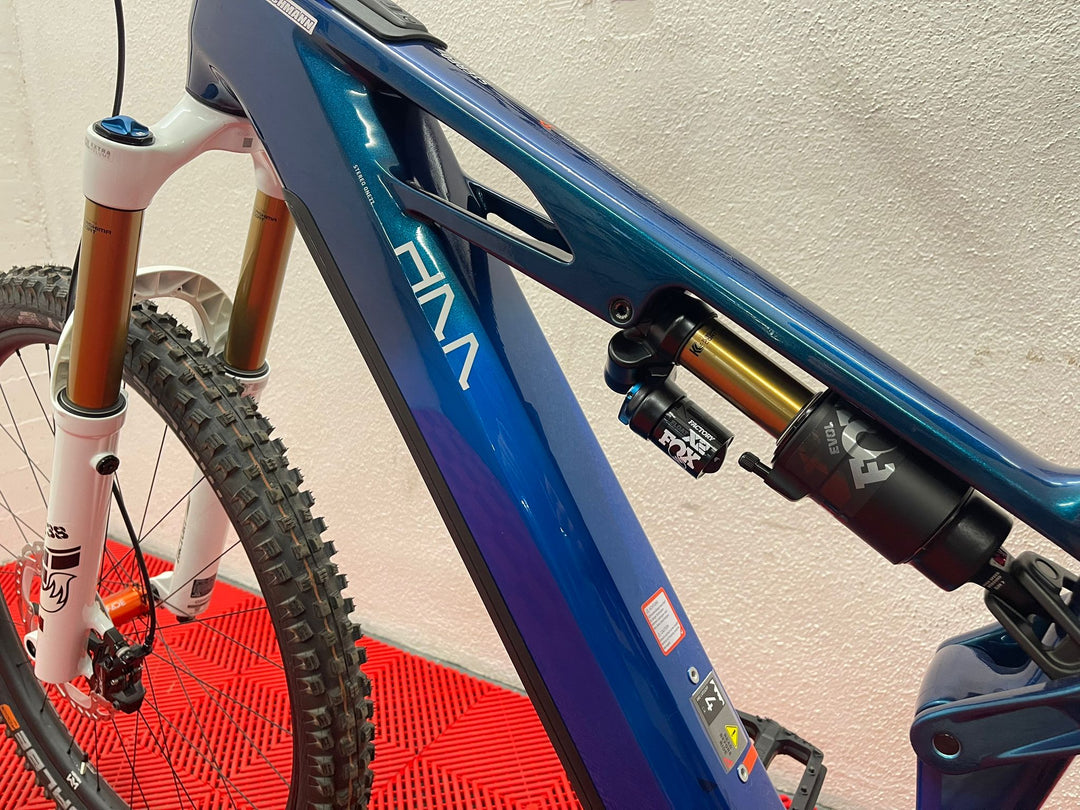 Cube Stereo Hybrid ONE77 HPC AT 800 actionteam