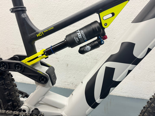 Husqvarna Hard Cross HC1