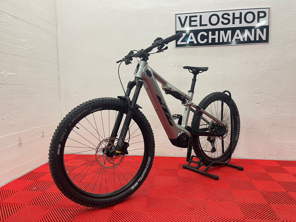 KTM MACINA LYCAN 772