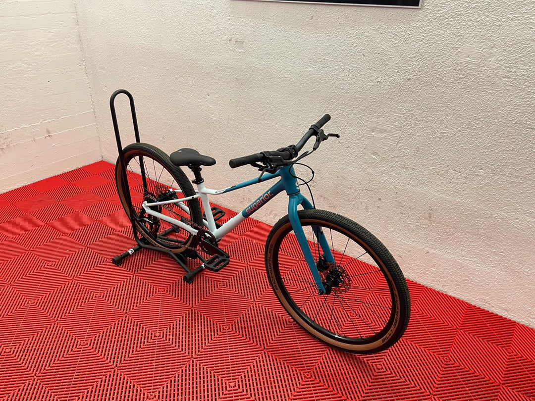 Superior F.L.Y. 24" D Matte Teal 11.0