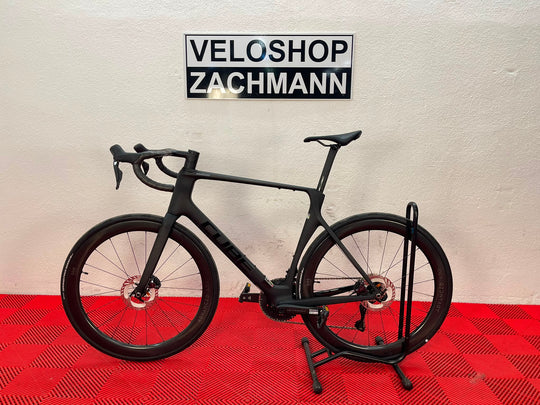 Cube Agree C:62 Pro carbon´n´black