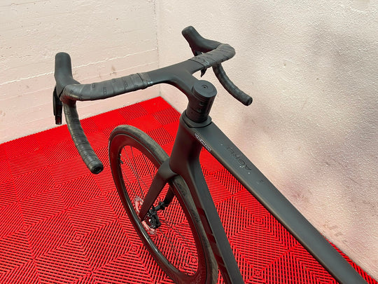 Cube Agree C:62 Pro carbon´n´black