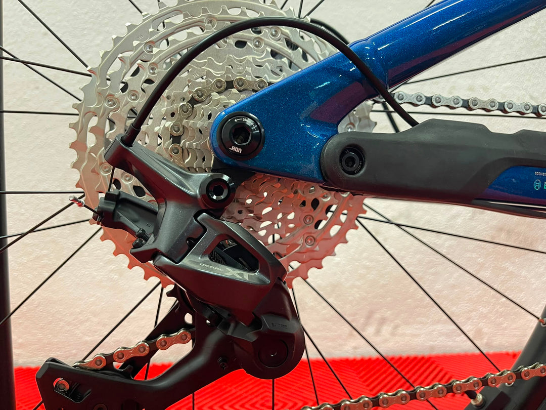 Cube Stereo Hybrid ONE44 HPC Race 800 nebula´n´prizm