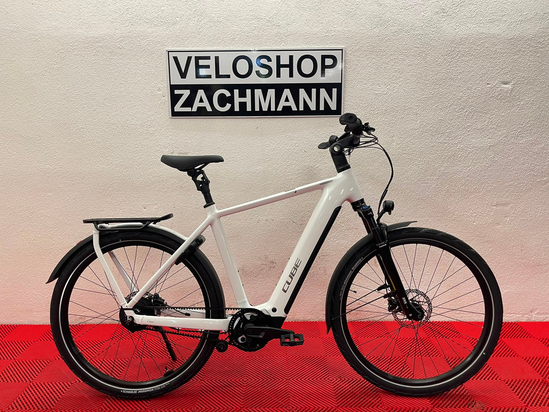 Cube Kathmandu Hybrid Deluxe Pro 800 metallicwhite´n´chrome