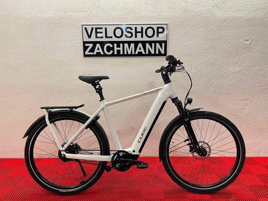 Cube Kathmandu Hybrid Deluxe Pro 800 metallicwhite´n´chrome
