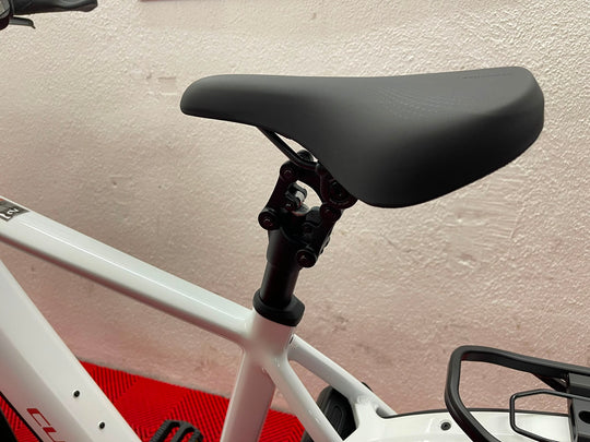 Cube Kathmandu Hybrid Deluxe Pro 800 metallicwhite´n´chrome