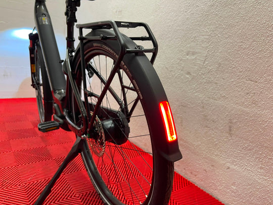 Cube Supreme Hybrid Comfort ONE 600 gunmetal´n´reflex