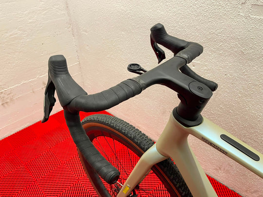 Cube Nuroad C:62 SLX glintsand´n´black