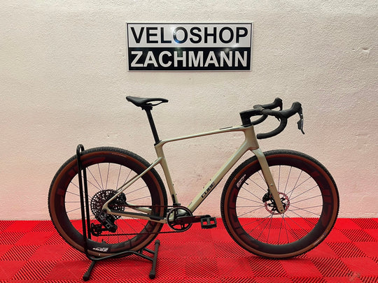 Cube Nuroad C:62 SLX glintsand´n´black