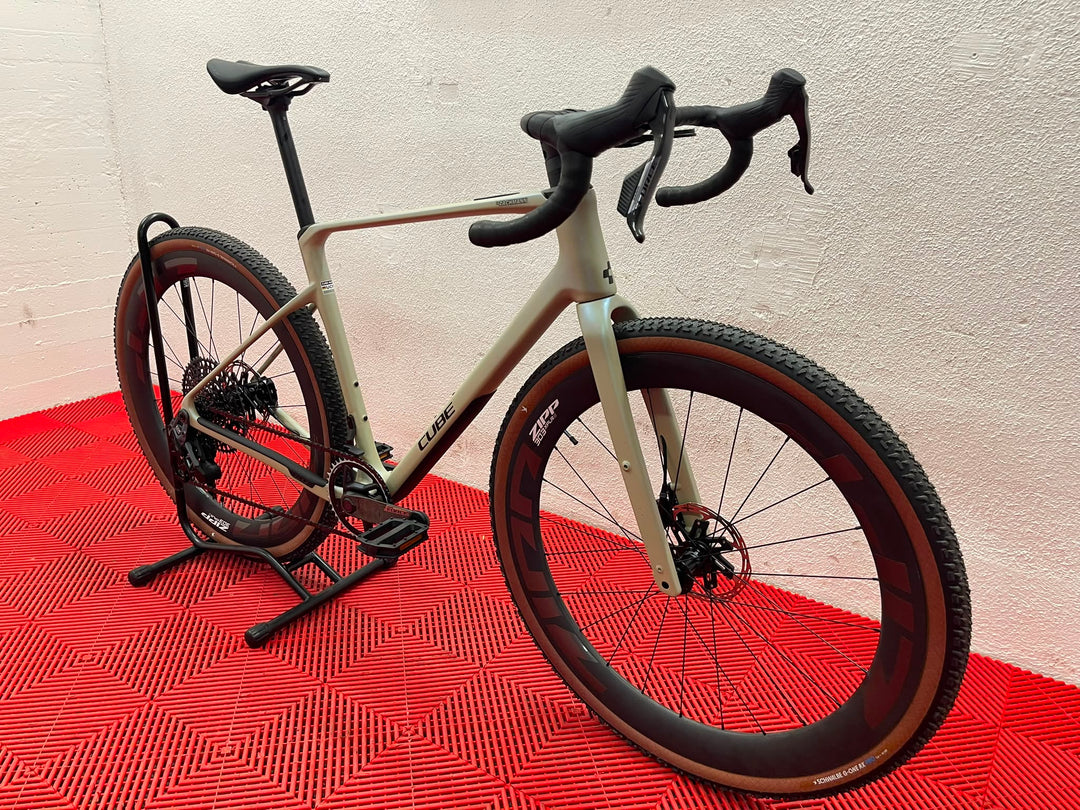 Cube Nuroad C:62 SLX glintsand´n´black