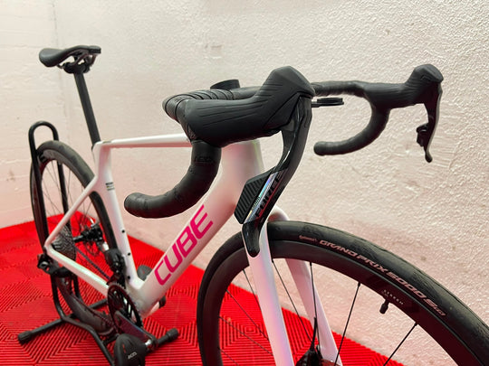 Cube Agree C:62 SLX unicorn´n´pink