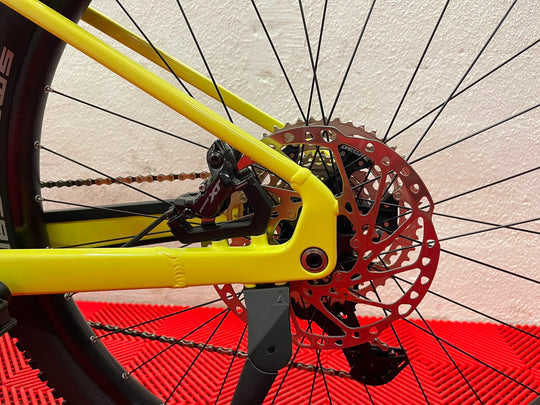 Cube Reaction Hybrid Race 800 bananasplit´n´black