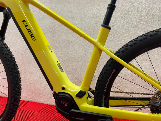 Cube Reaction Hybrid Race 800 bananasplit´n´black