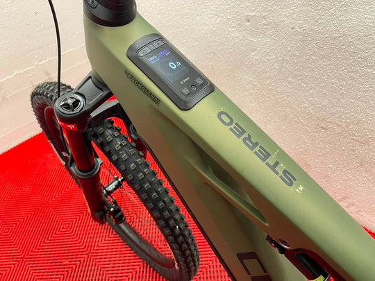 Cube Stereo Hybrid ONE77 HPC TM 800 reedgreen´n´gills