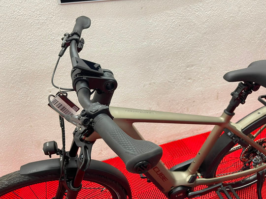 Cube Kathmandu Hybrid SLX 800 flashstone´n´chrome