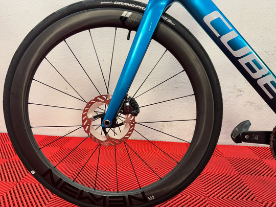 Cube Agree C:62 Race chromeblue´n´liquidblue