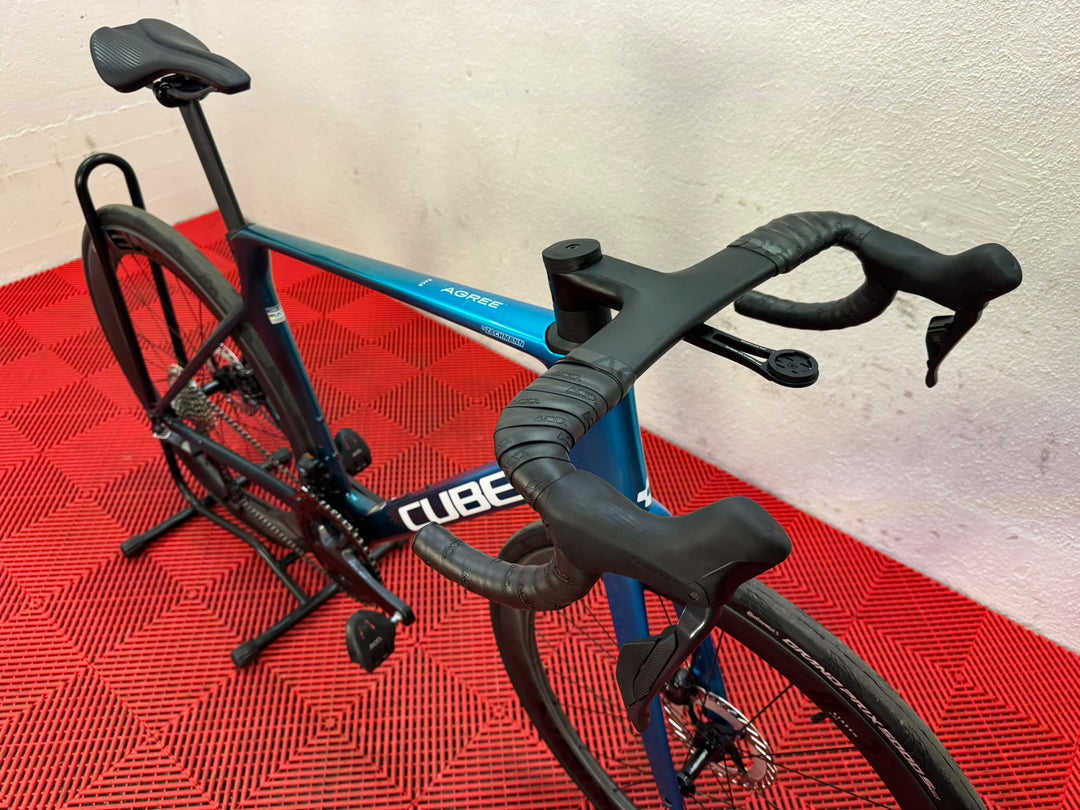 Cube Agree C:62 Race chromeblue´n´liquidblue