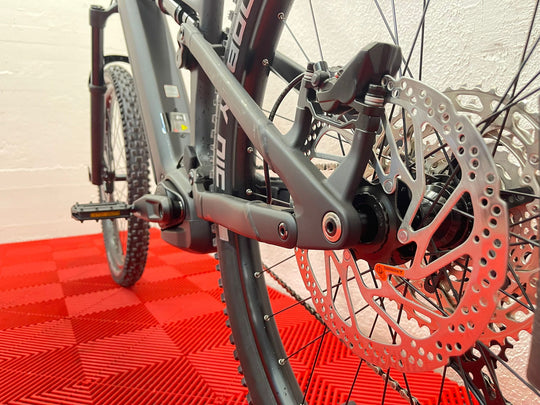 Cube Stereo Hybrid ONE44 HPC Race 800